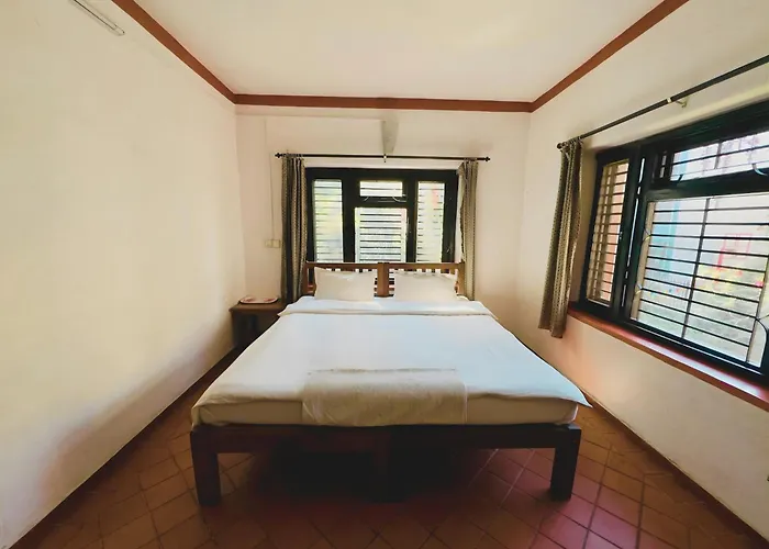 Garden Hotel
